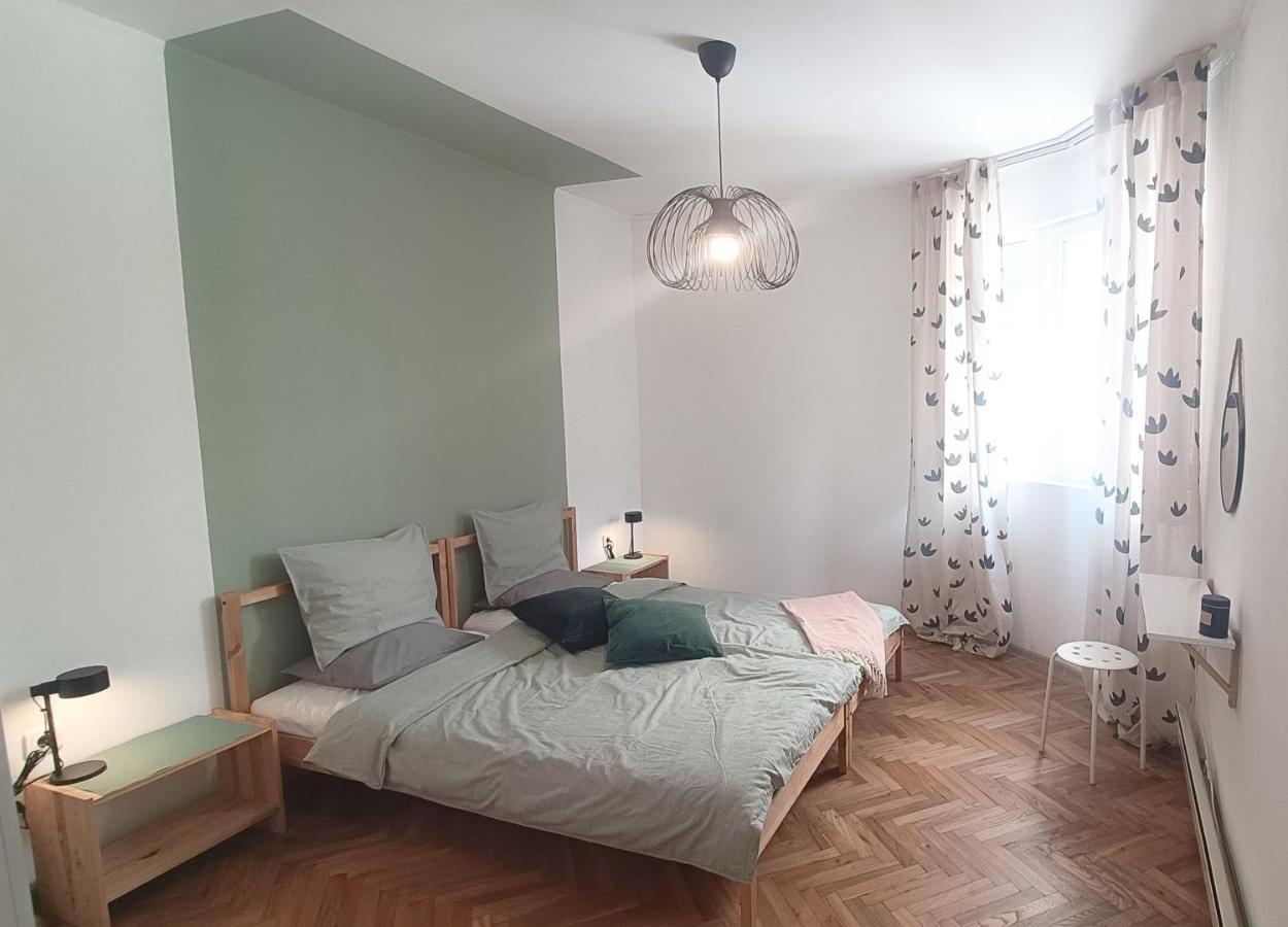 וארנה Apartment Balabanov מראה חיצוני תמונה