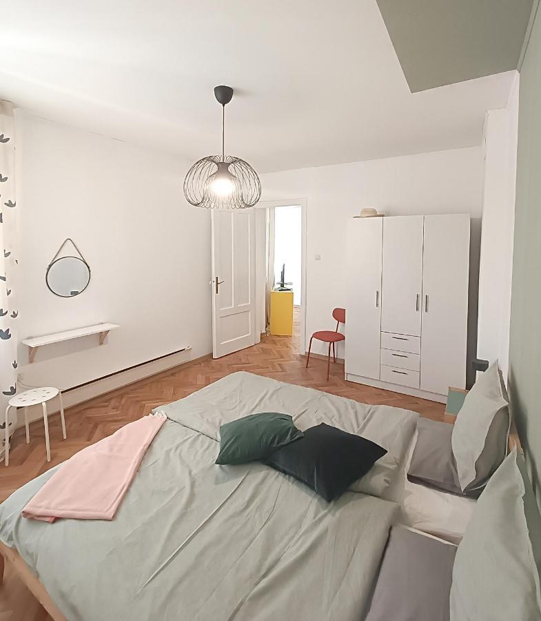 וארנה Apartment Balabanov מראה חיצוני תמונה
